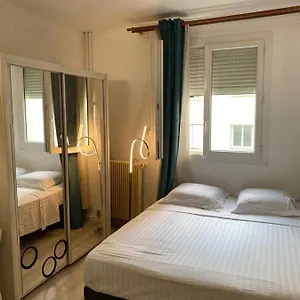 Appartement 10 Mins Walk Eiffel Tower, 16
